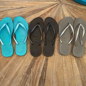 Havaianas flip flops, set of three